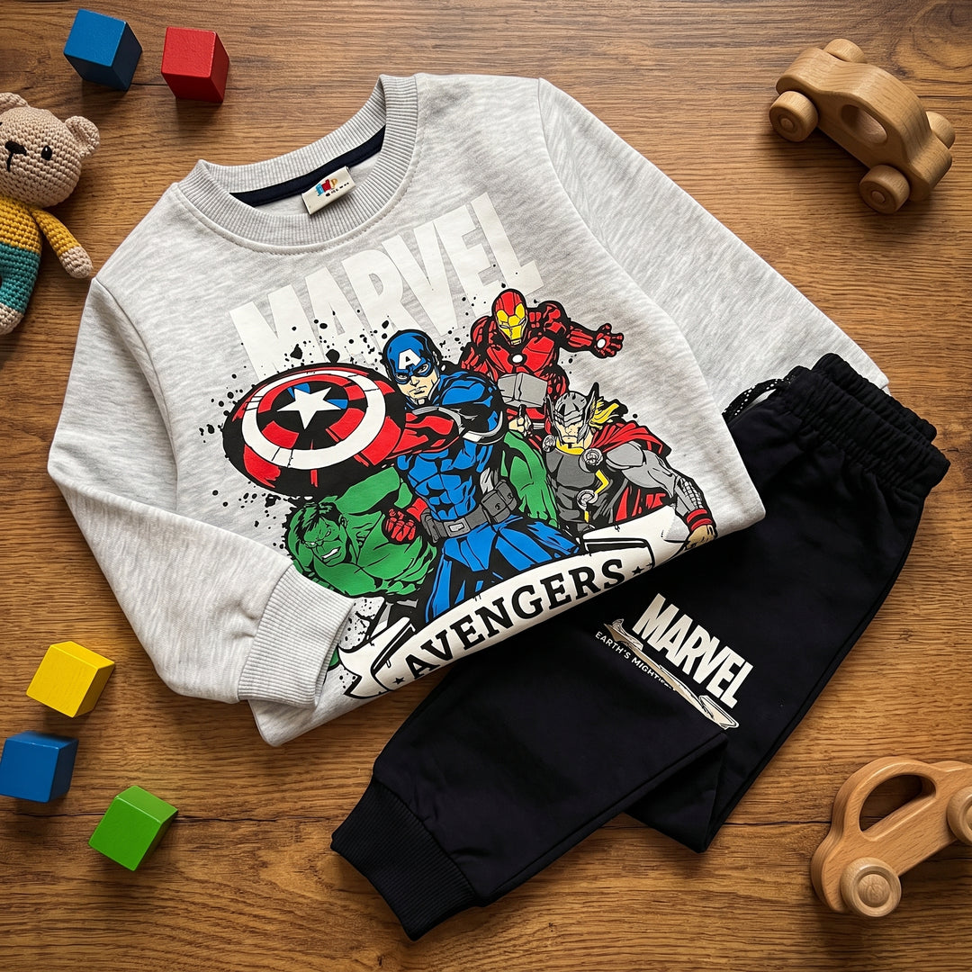 Conjunto Marvel Avengers Gris con jogger negro
