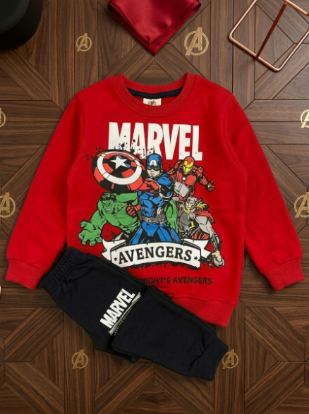 Conjunto Marvel Avengers Rojo con jogger