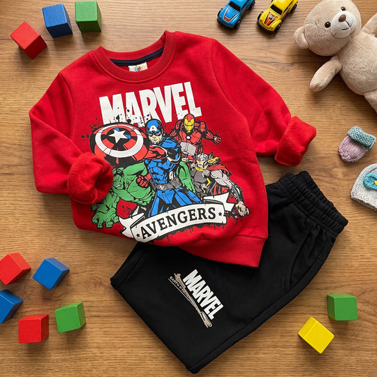 Conjunto Marvel Avengers Rojo con jogger negro