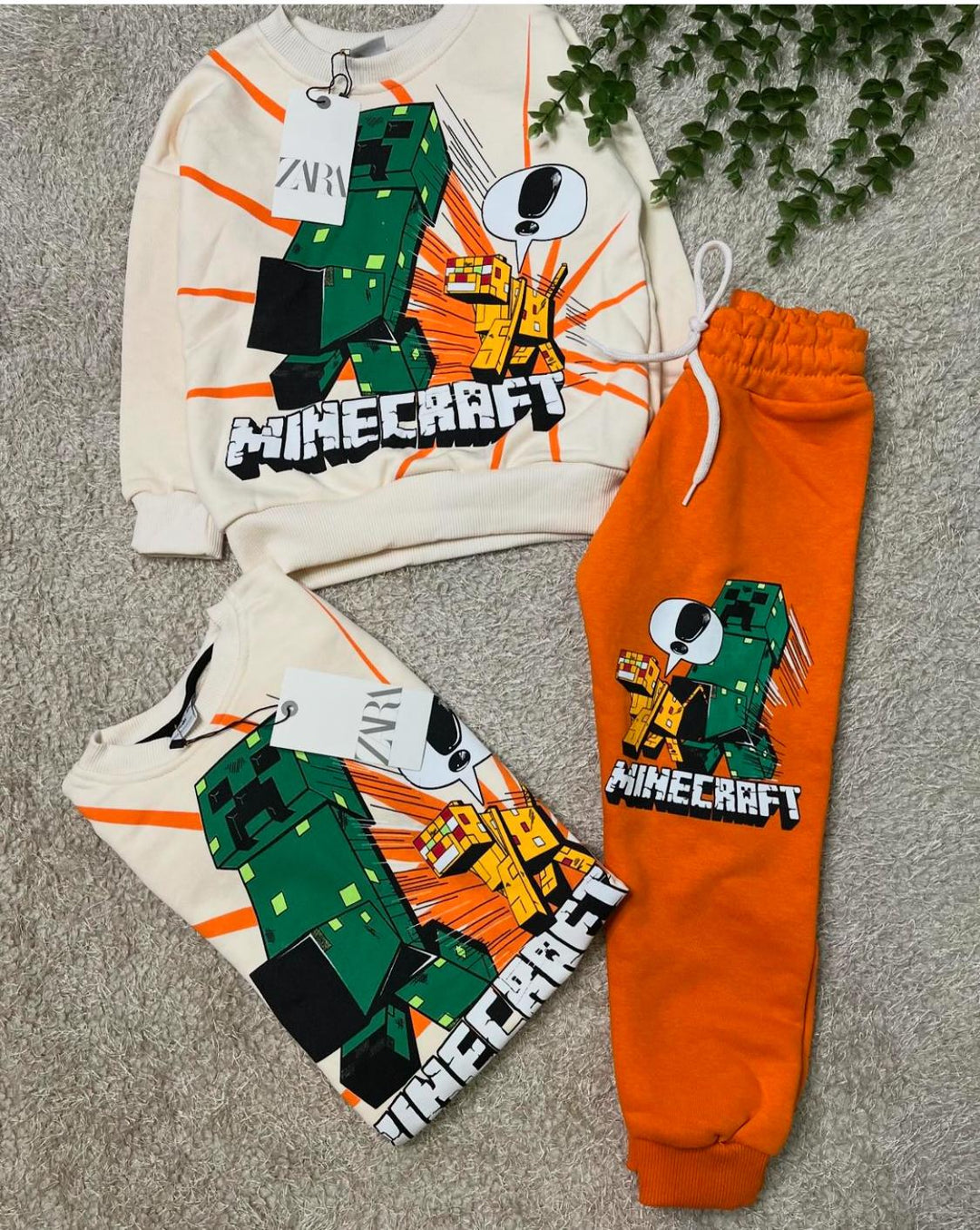 ¡La Comodidad y Estilo que Tu Pequeño Merece se encuentra en nuestros conjuntos deportivos de MINECRAFT Favoritos!