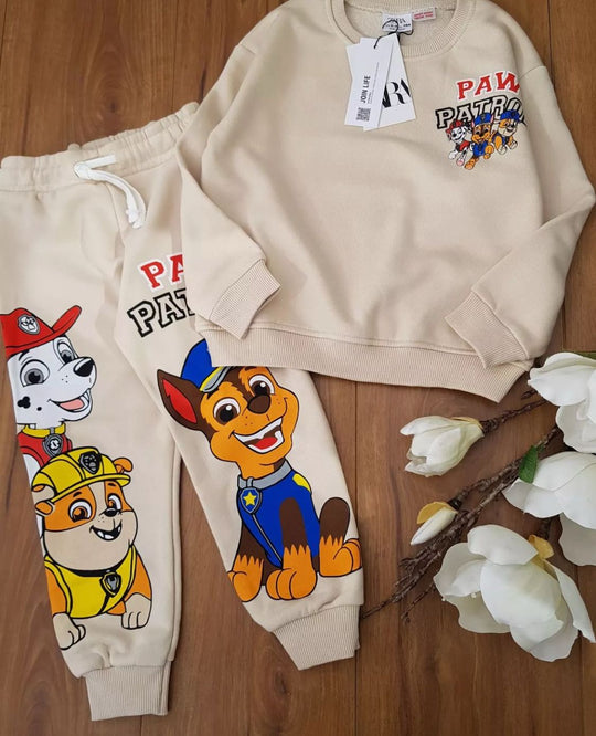 ¡La Comodidad y Estilo que Tu Pequeño Merece se encuentra en nuestros conjuntos deportivos del Rey Leon y sus amigos Favoritos!