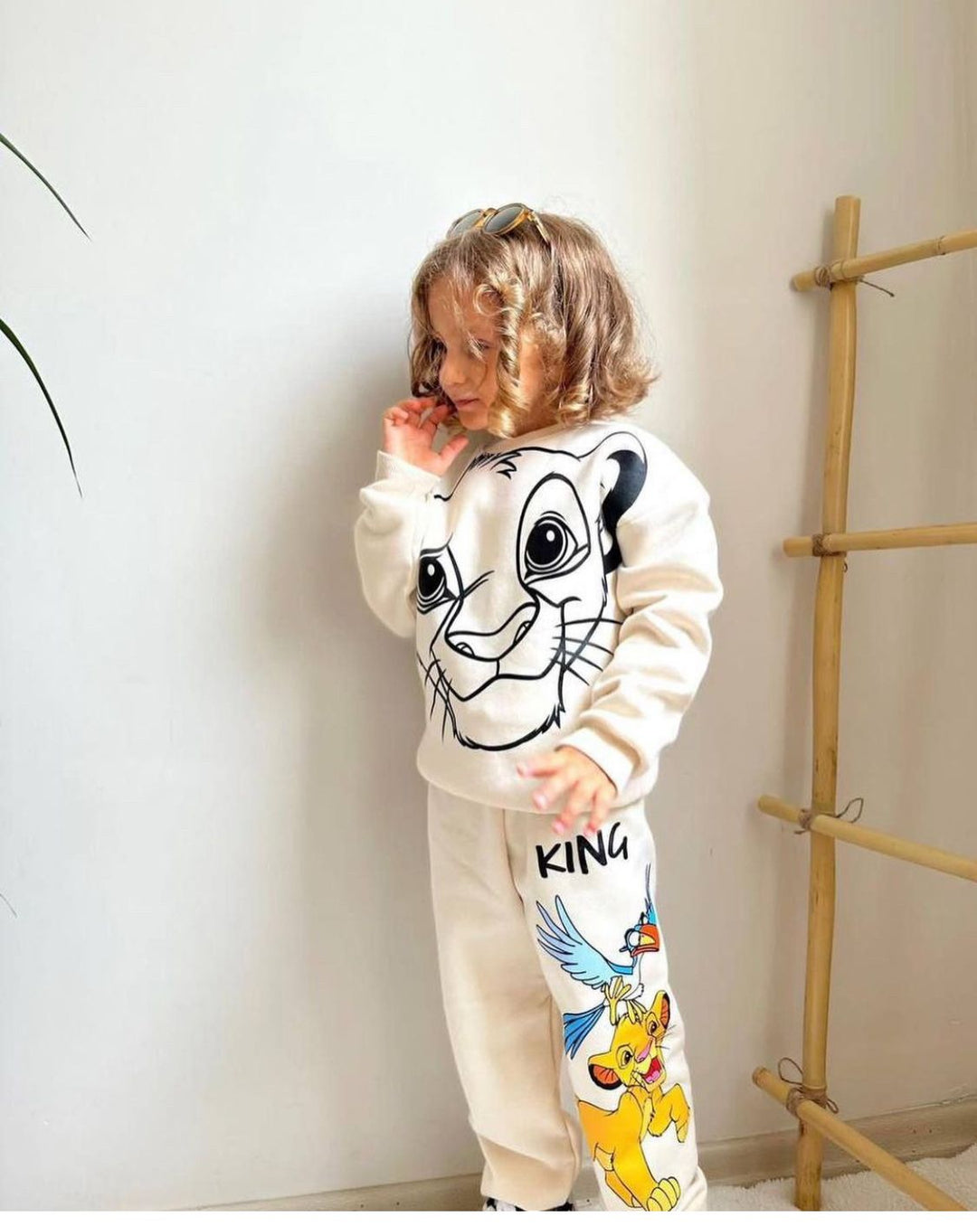 ¡La Comodidad y Estilo que Tu Pequeño Merece se encuentra en nuestros conjuntos deportivos del Rey Leon y sus amigos Favoritos!