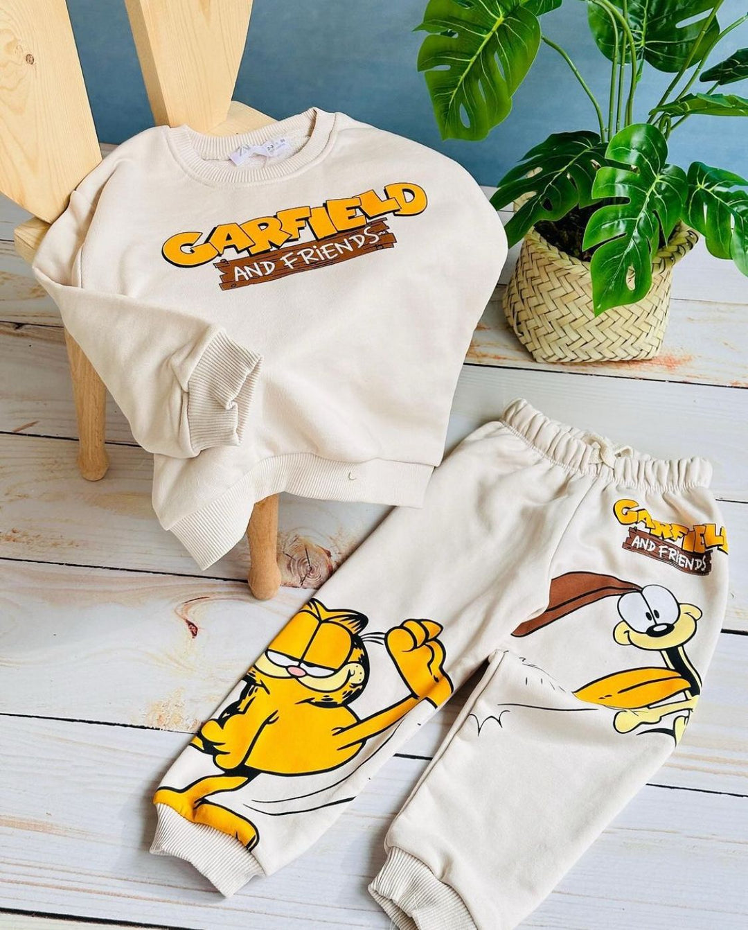 ¡La Comodidad y Estilo que Tu Pequeño Merece se encuentra en nuestros conjuntos deportivos del Rey Leon y sus amigos Favoritos!