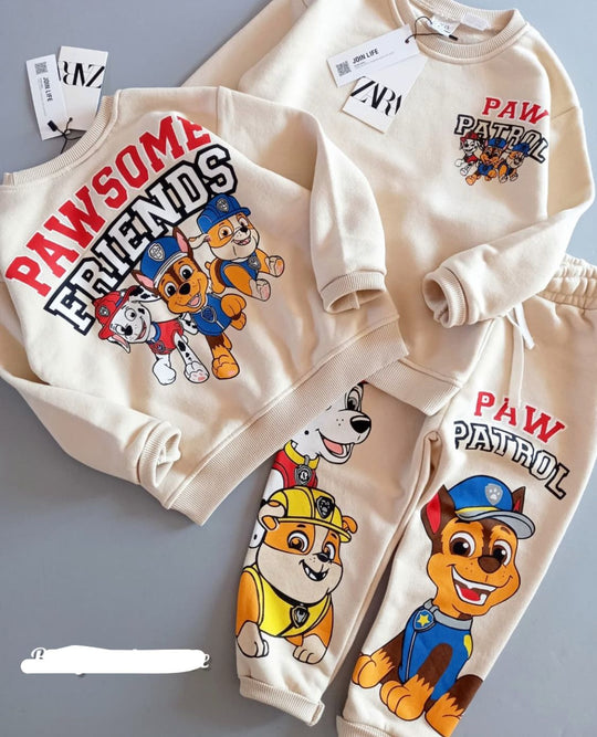 ¡La Comodidad y Estilo que Tu Pequeño Merece se encuentra en nuestros conjuntos deportivos del Rey Leon y sus amigos Favoritos!