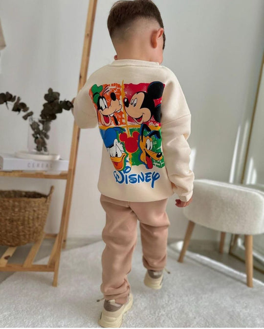 ¡La Comodidad y Estilo que Tu Pequeño Merece se encuentra en nuestros conjuntos deportivos del Rey Leon y sus amigos Favoritos!