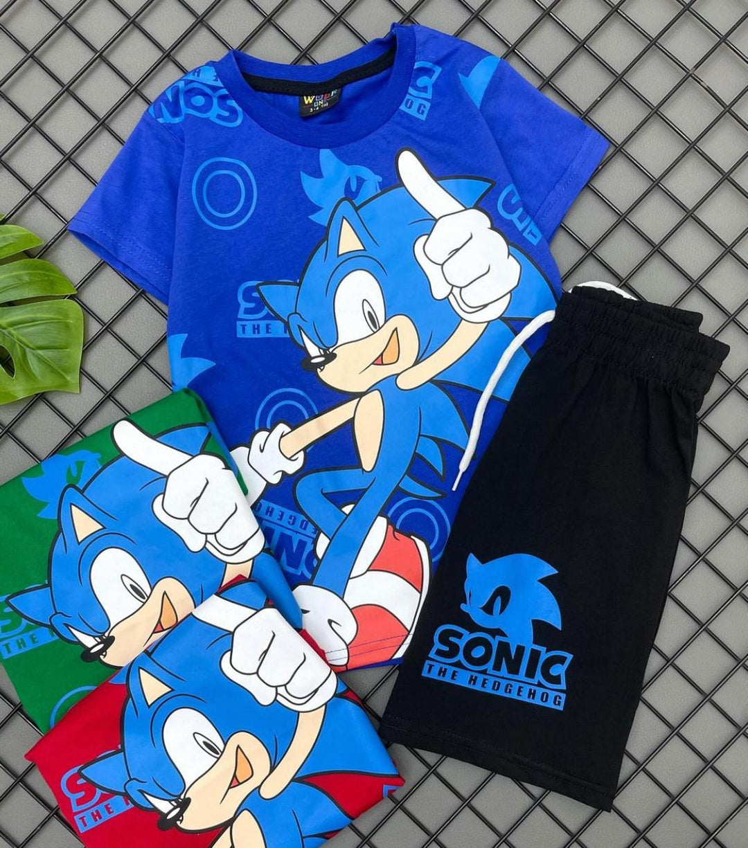 Haz que su infancia brille con estilo: Conjuntos únicos para pequeños llenos de personalidad.