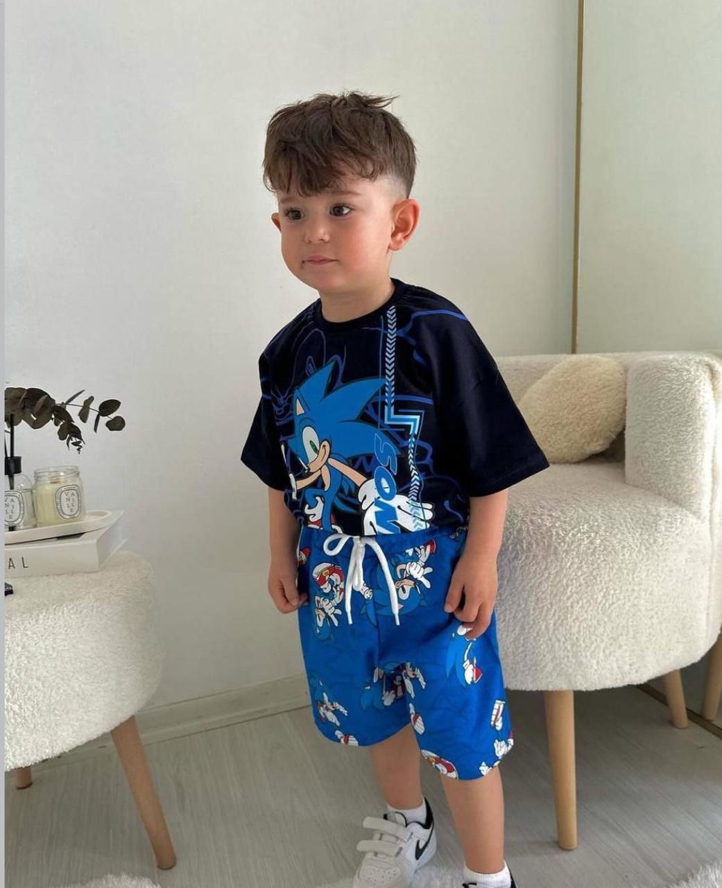 Haz que su infancia brille con estilo: Conjuntos únicos para pequeños llenos de personalidad.