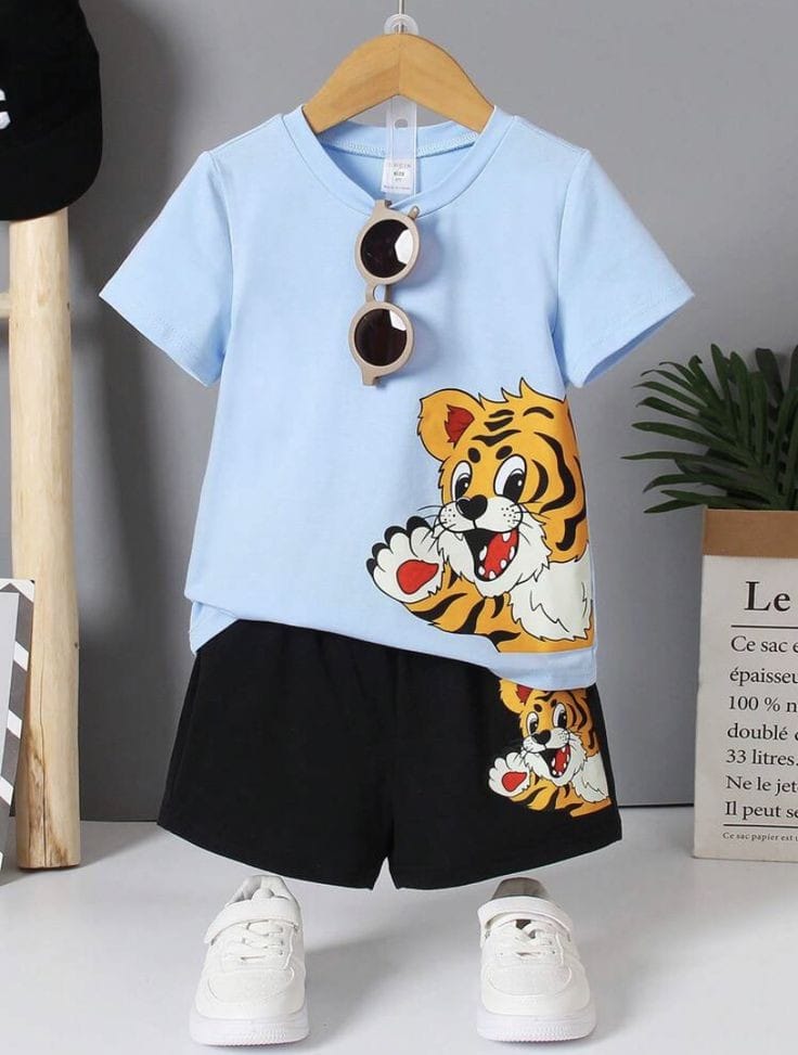 Haz que su infancia brille con estilo: Conjuntos únicos para pequeños llenos de personalidad.