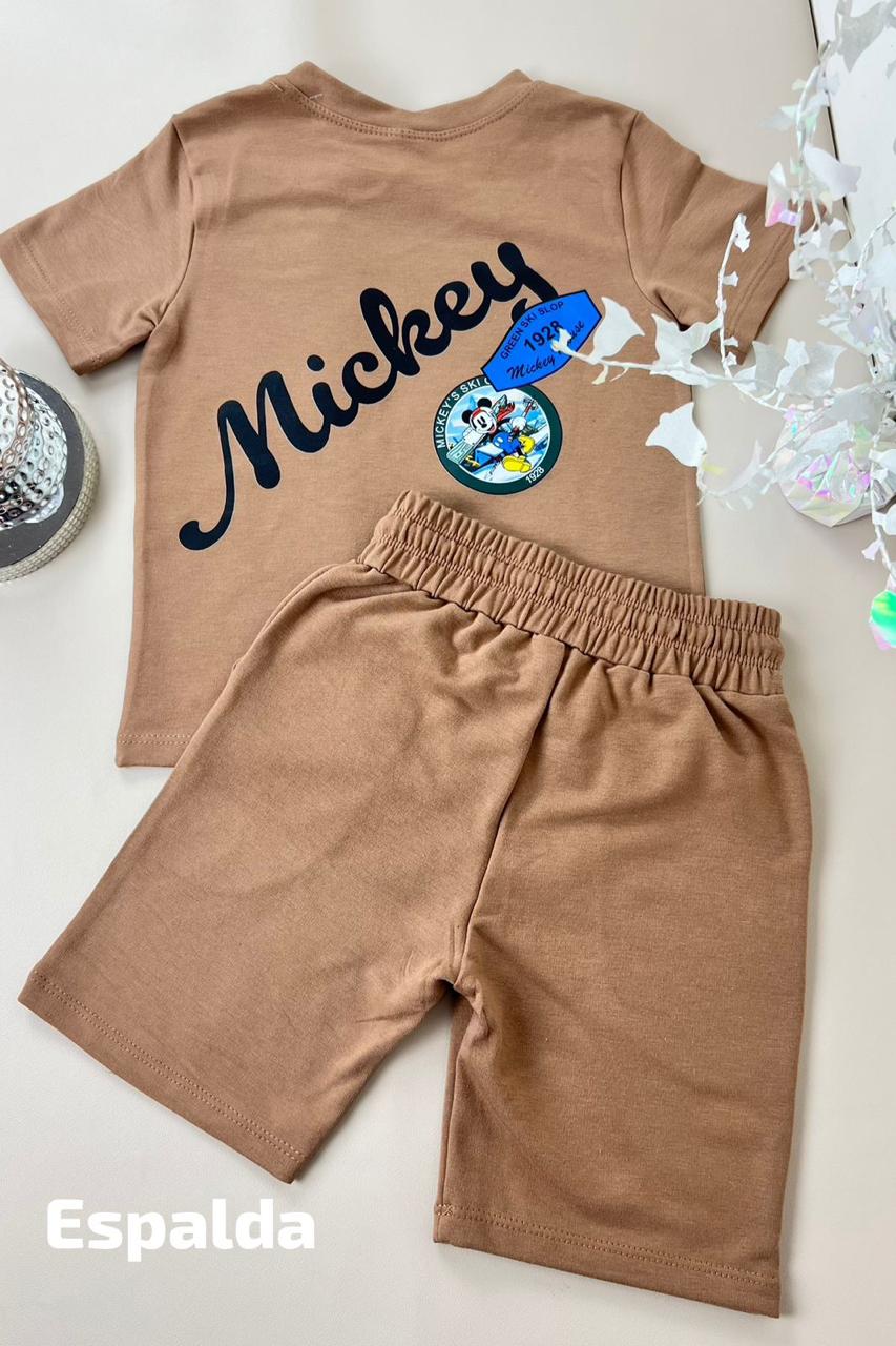 Haz que su infancia brille con estilo: Conjuntos únicos para pequeños llenos de personalidad (NC)