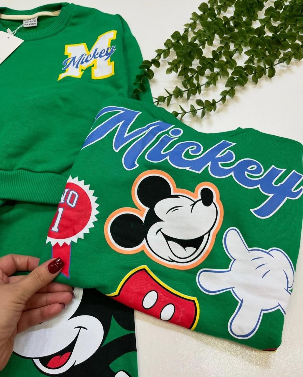 ¡La Comodidad y Estilo que Tu Pequeño Merece se encuentra en nuestros conjuntos deportivos con Sus Personajes Favoritos!