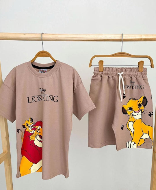 Haz que su infancia brille con estilo: Conjuntos únicos para pequeños llenos de personalidad.