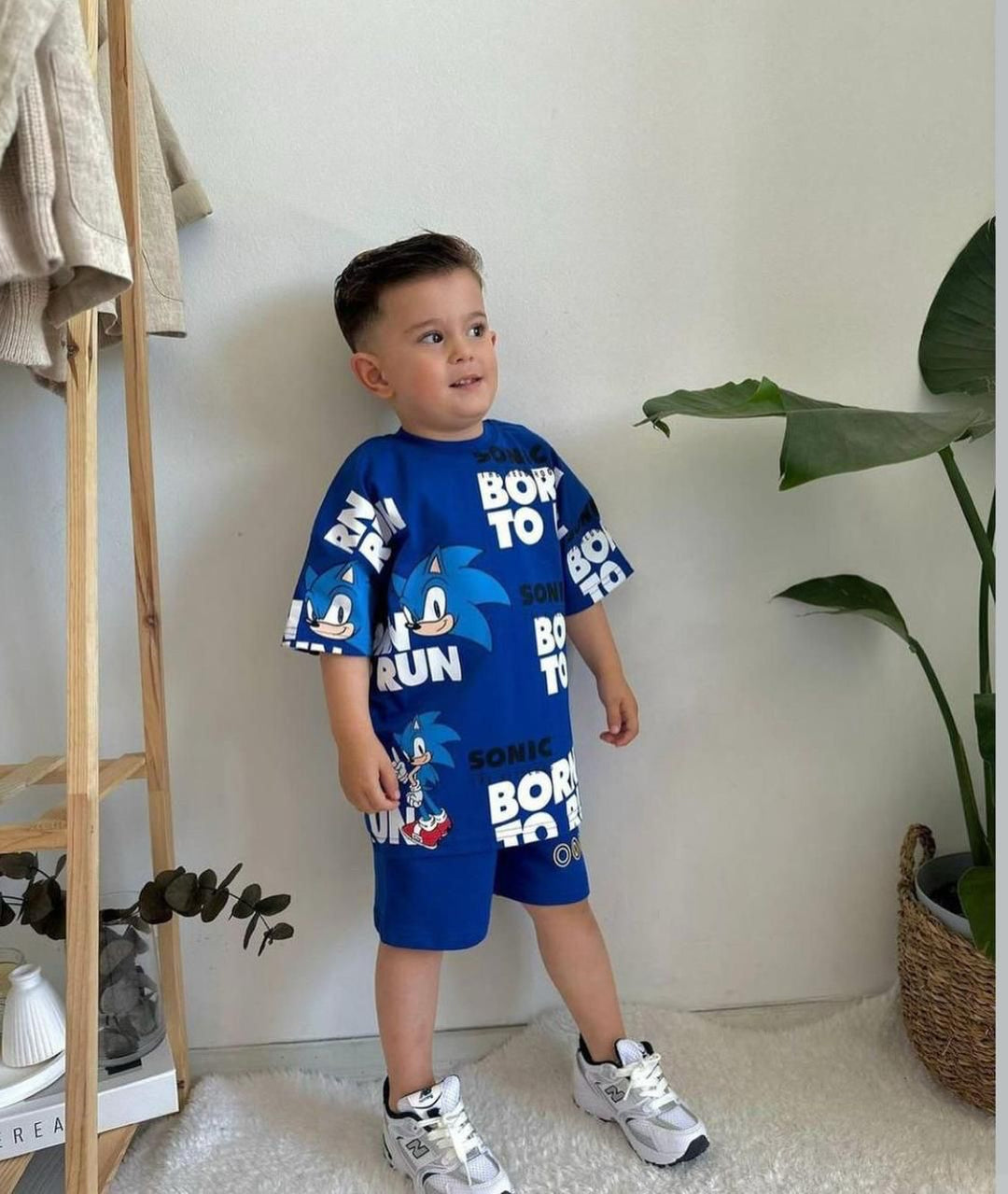 Haz que su infancia brille con estilo: Conjuntos únicos para pequeños llenos de personalidad.