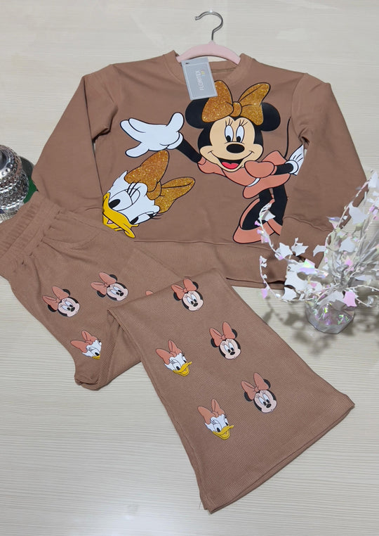 ¡La Única Verdad Sobre la Ropa de Niños: O Es Cómoda o Es Una Tortura. Estos Conjuntos Son la Prueba Irrefutable de que la Alegría Viene Bien Vestida!