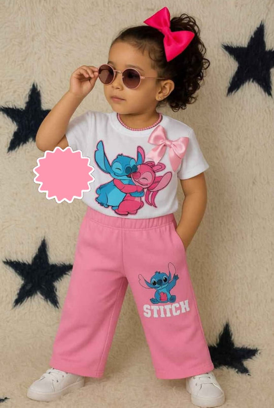 Vístela como sueña, muéstrala como merece: Conjuntos Deportivos Elegantes De Disney para que brille en cada paso.