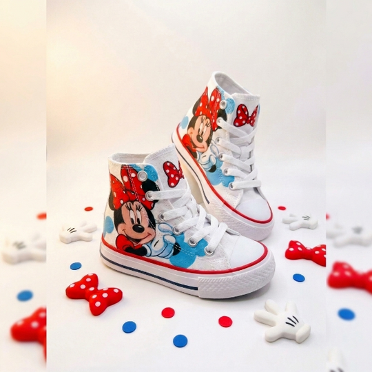 Tenis Minnie Mouse [Edición Especial]: El diseño unisex que los peques aman. Para todo tipo de aventura.