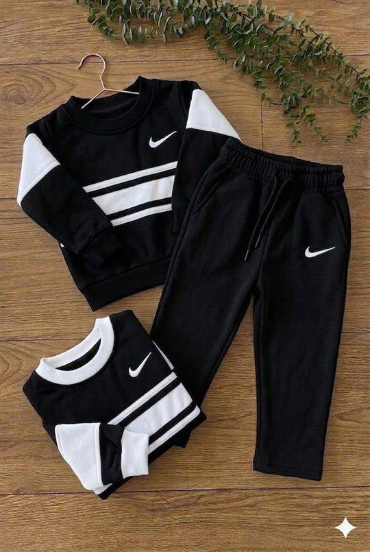 Conjunto Negro &amp; Blanco Clásico